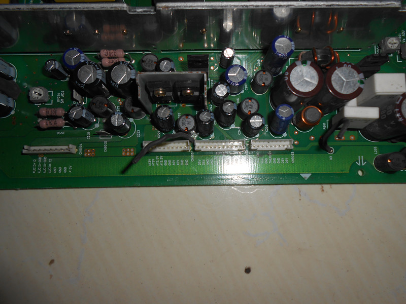 Sony (APS-179T) 1-468-660-23 Netzteil für PFM-42B2